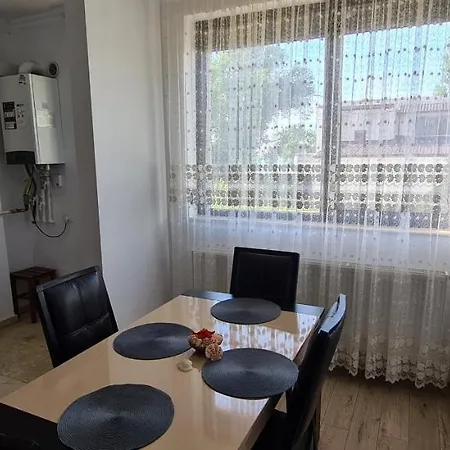 Apartament 2 Parter Solid Cazino Mamaia